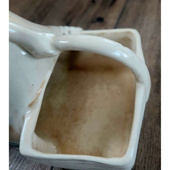 Vtg Brush McCoy Lady With Basket Planter Blue Bonnet 1940 Paint Fade No Chips - Picture 7 of 9